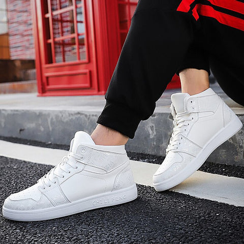 Men casual shoes lace-up designer big size 38-45 high-top sneakers for men damping non-slip vulcanize shoes autumn